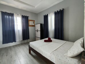 別墅, 2 間臥室 | 2 間臥室、書桌、遮光布/窗簾、折疊床/加床