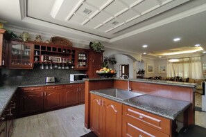 Biệt thự, 3 phòng ngủ | Bếp riêng | Tủ lạnh, ấm điện 