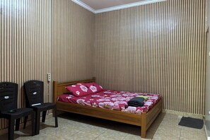標準客房 | 熨斗/熨衣板、床單