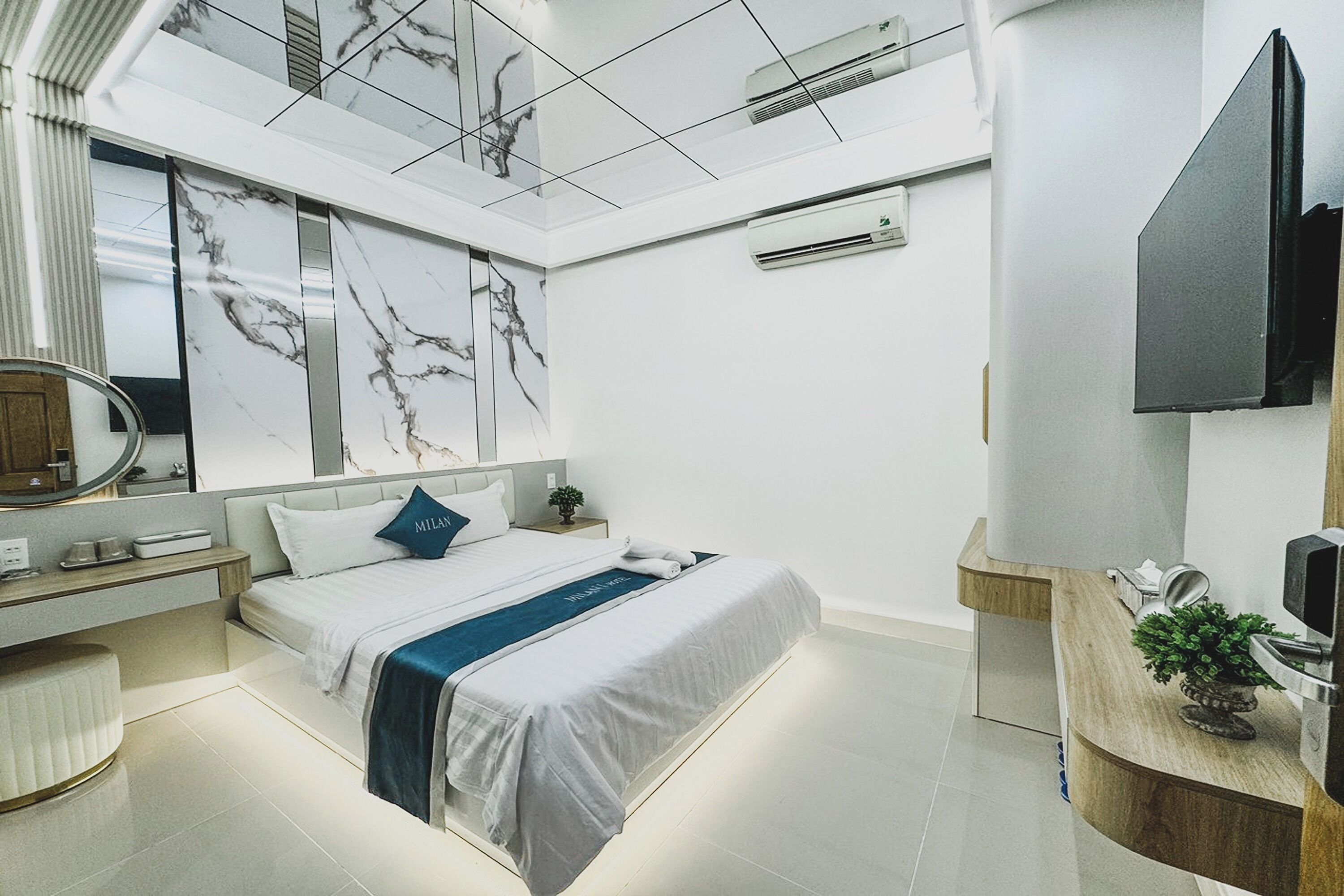 Minibar, una scrivania, Wi-Fi gratuito, lenzuola