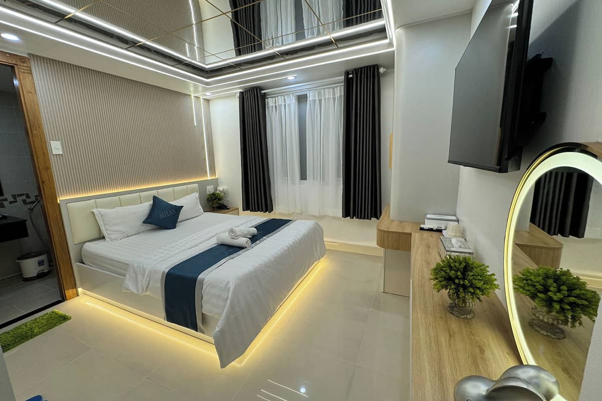 Superior Room | Minibar, desk, free WiFi, bed sheets