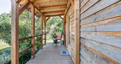 Holiday Home 'Tinyhaus Im Eselgarten' with Private Terrace, Private Garden and Wi-Fi