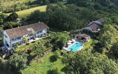 Maison Oléa - Chambre d'hôtes "Fleur de lin" avec vue sur la vallée de la Vézère