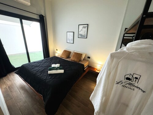 Private Jacuzzi 1BDR suite with garden at New Cairo