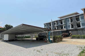 Free self parking - My Memory Mueang Loei (Mueang Loei)