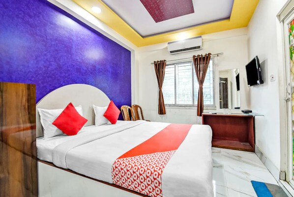 デラックス ルーム ベッドルーム (複数) | 低刺激性寝具、防音設備、WiFi (無料)、ベッドシーツ