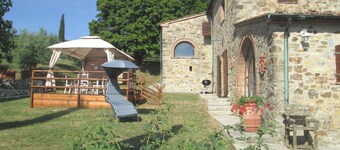 Villa in der Toskana mit Pool und Olivenhain
