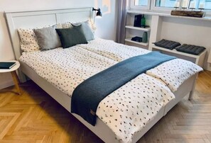 1 chambre, fer et planche à repasser, Wi-Fi, draps fournis