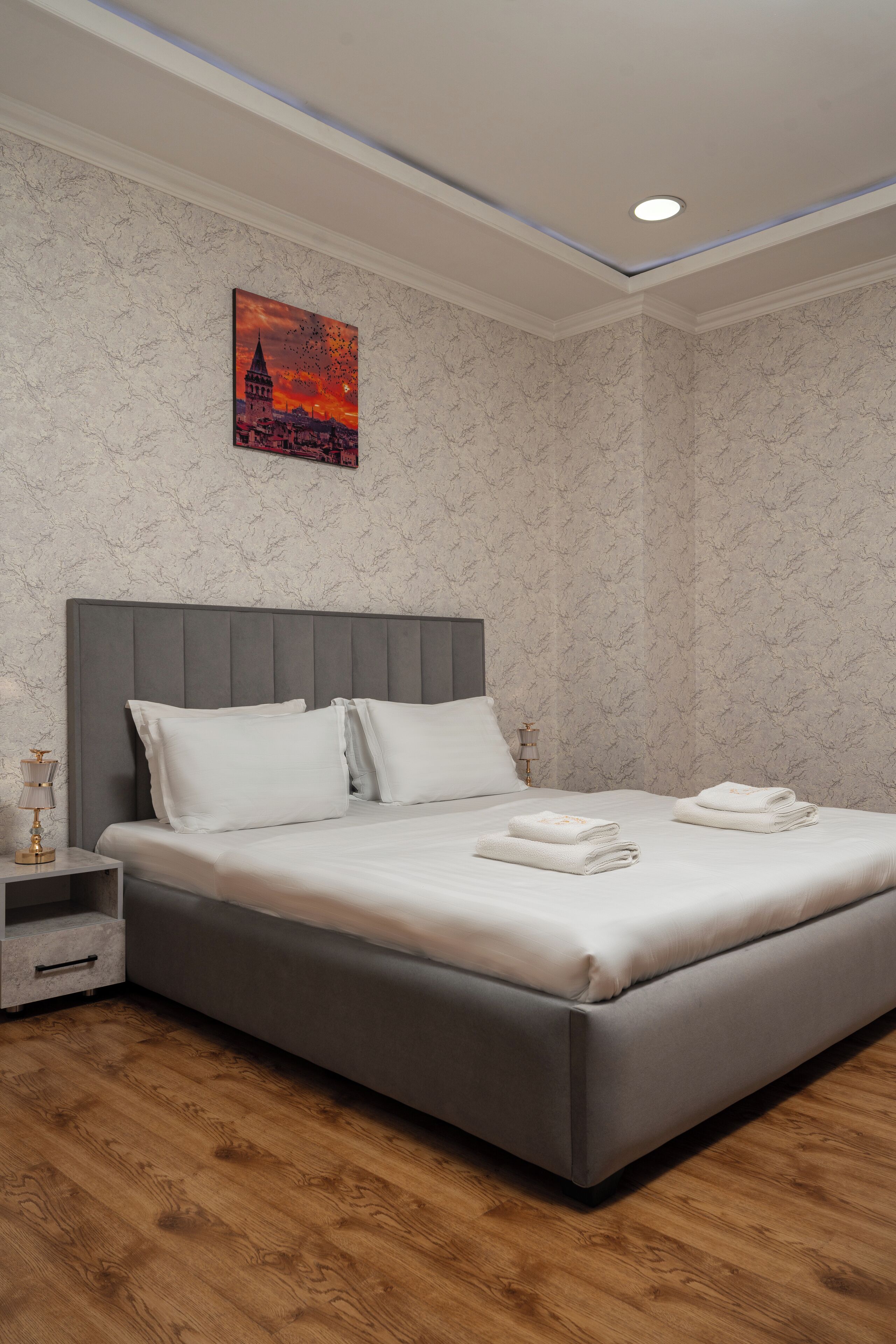 Premium bedding, down comforters, individually furnished, desk