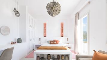 4 Schlafzimmer, Schreibtisch, Bügeleisen/Bügelbrett, Reisekinderbett