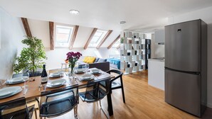 Premium appartement, uitzicht op de binnenplaats | Woonruimte
