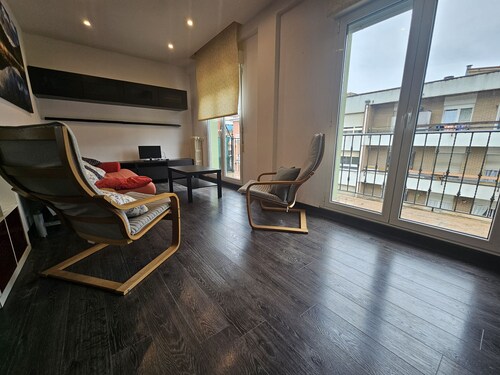 10A05 Apartamento 2 dormitorios vistas al parque