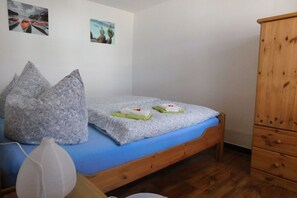 1 bedroom, free WiFi, bed sheets - Mack Comfortable holiday residence (Wernigerode)