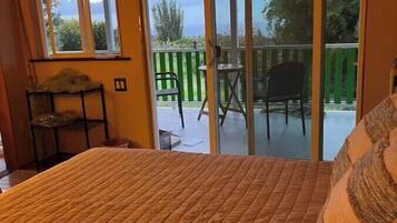 1 bedroom, travel crib, WiFi, bed sheets