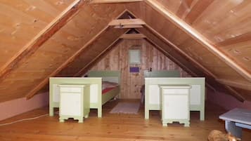 4 عدّة غرف نوم ومكواة/لوح كي وواي فاي