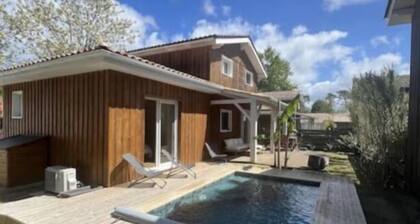 Villa avec piscine proche du lac