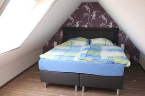 2 habitaciones, wifi gratis y ropa de cama 