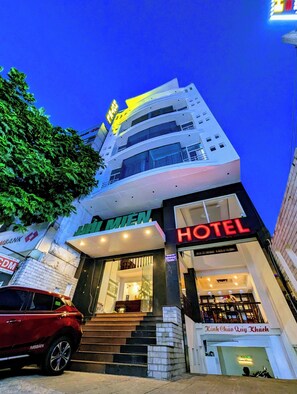 Front of property - HOTEL HAI MIEN (Ho Chi Minh City)