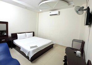 Unclassified image, 5 of 23, button - HOTEL HAI MIEN (Ho Chi Minh City)