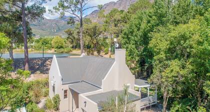 Village Vine & Stream a blissful stay in Franschhoek. Walkable, Private & Serene