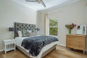 3 Schlafzimmer, Bügeleisen/Bügelbrett, Reisekinderbett, WLAN