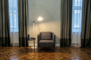 Superior Apartment | Living area - Allegro Apartments City Center (Oradea)