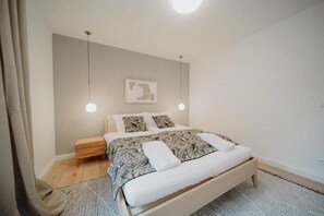 1 bedroom, iron/ironing board, WiFi, bed sheets - Koblenz Suites - Design Apartment Koblenz City (Koblenz)