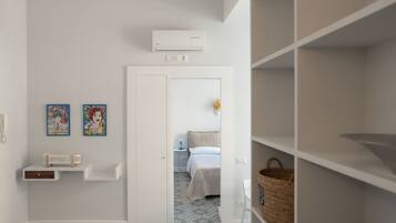 1 chambre, fer et planche Ă repasser, Wi-Fi, draps fournis