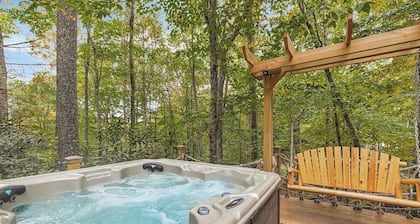 Cool Tree House with Hot tub & FREE EV charging