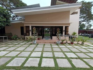 Fachada da propriedade