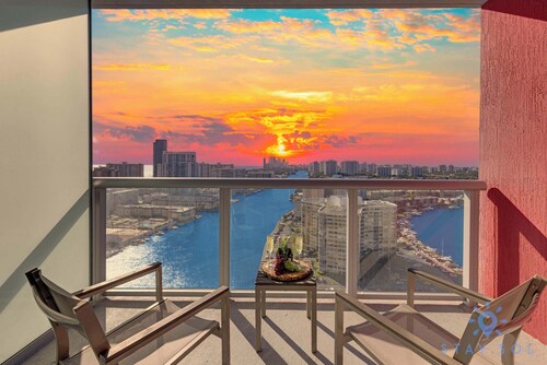 Miami Studio, Amazing Amenities, Infinite View