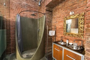 Hair dryer, bidet, towels, soap