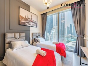 4 slaapkamers, een strijkplank/strijkijzer, gratis wifi, beddengoed