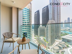 Property grounds - the London Condo : In the heart of Downtown & Burj Khalifa (Dubai)