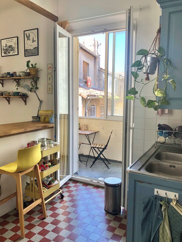 Interior - Quiet and bright cocoon, close to the town center and all amenities (Marseille)