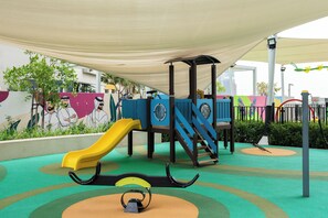 Children’s play area – outdoor