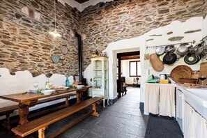Dining - Baddi Di La Predda (Sassari)