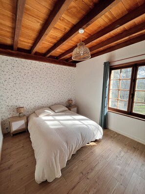 7 dormitorios, cuna de viaje, wifi y ropa de cama