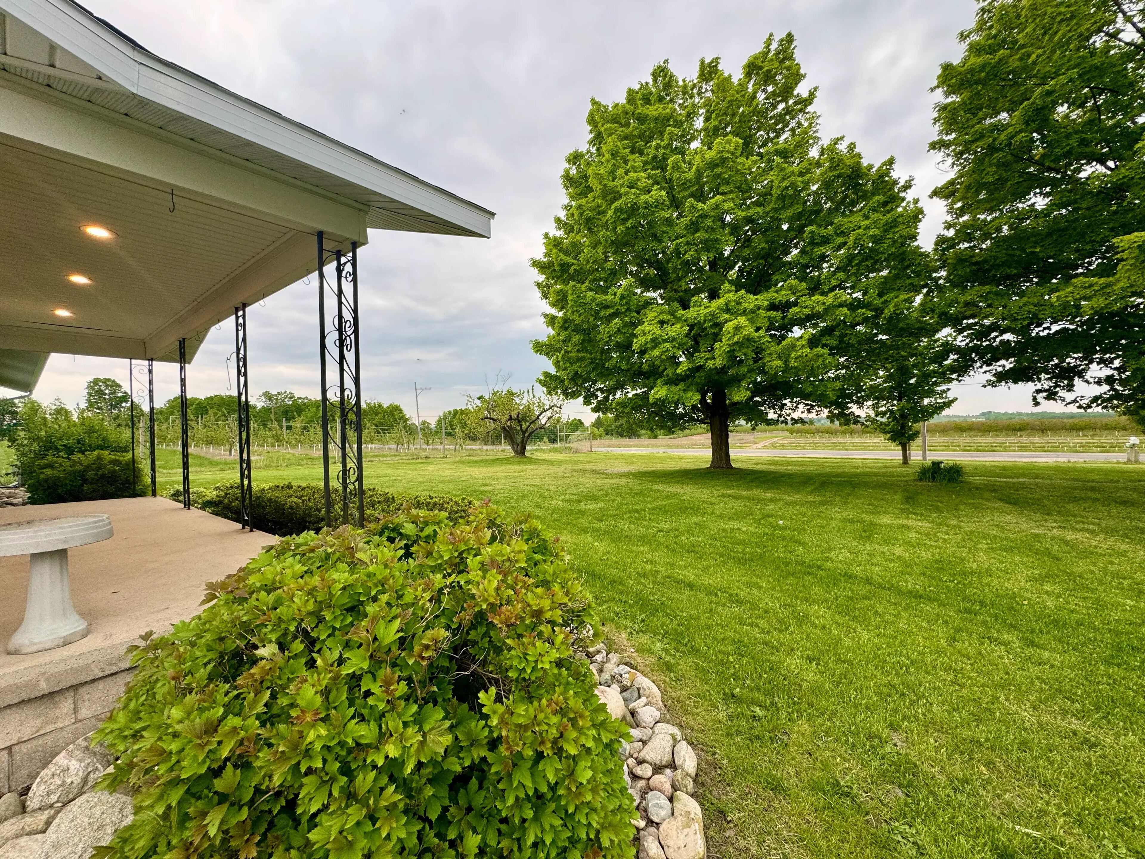 3 bedrooms, iron/ironing board, free WiFi