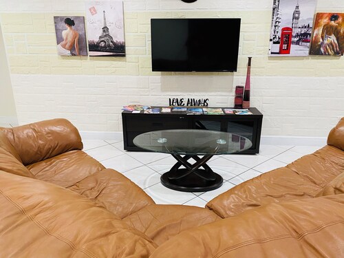 ANDY RESORT in charming Cutler Bay with AC, WiFi  . Bbq and more