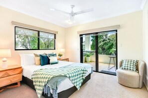 3 bedrooms, iron/ironing board, travel crib, free WiFi