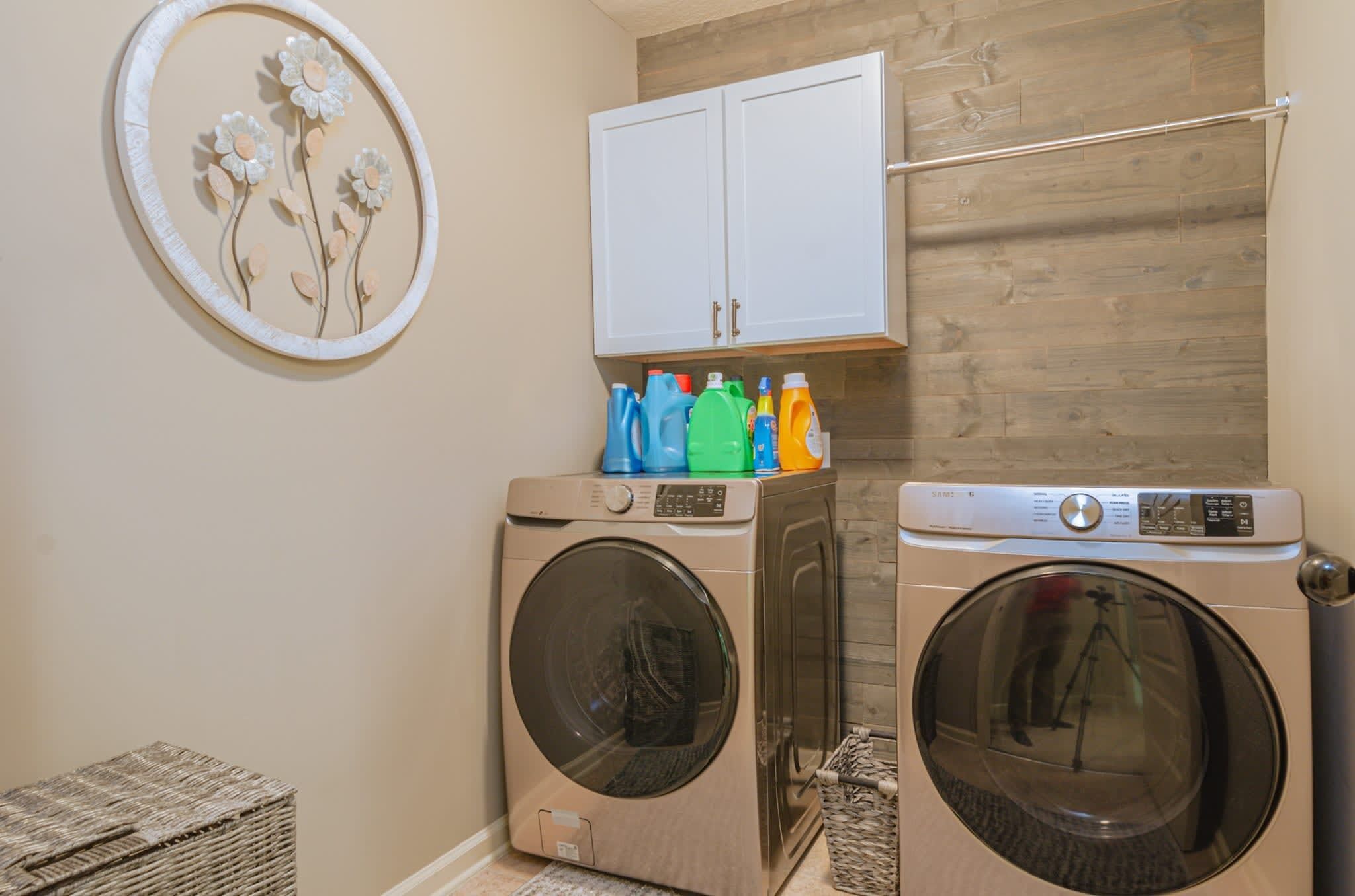 Interior - 4BR•Sleeps10•PoolTable•Grill•Parking•Near Ft Moore (Columbus)