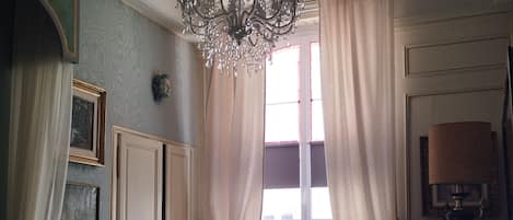 2 chambres, fer et planche Ă repasser, accĂšs au Wi-Fi (inclus)