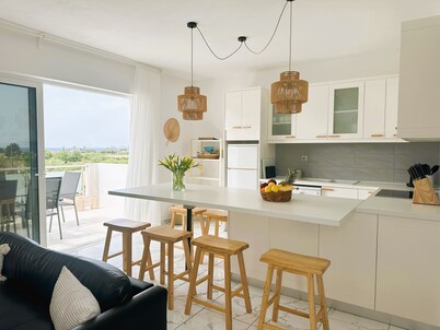 Design Villa With Private Pool and sea View