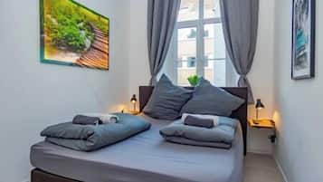 2 bedrooms, iron/ironing board, WiFi, bed sheets