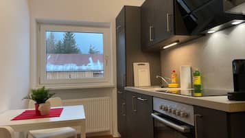 Appartement, 1 chambre, balcon, vue montagne | Cuisine privée