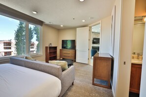 2 bedrooms, free WiFi, bed sheets - LakeView- Luxurious 2Bdr/2.5 Bath/Den Vacation Suite (Garden City)