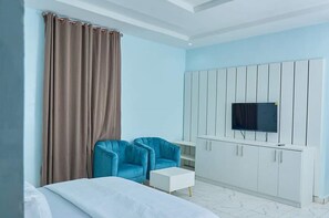 Luxury Room | Individually decorated, individually furnished, desk, laptop workspace - Grand Ambar Palace Hotel & Suites (Dutse)