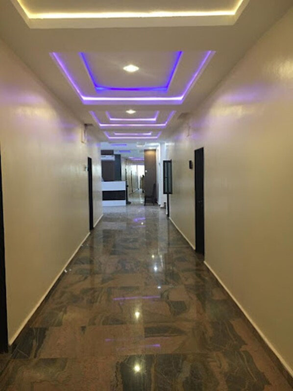 Hallway - Grand Ambar Palace Hotel & Suites (Dutse)
