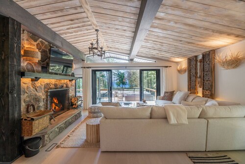 The Beach House, Georgian Bay, Beach View w/ Sauna